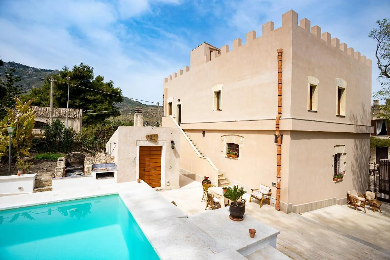 Antica Fortezza Villa Fontana Valderice