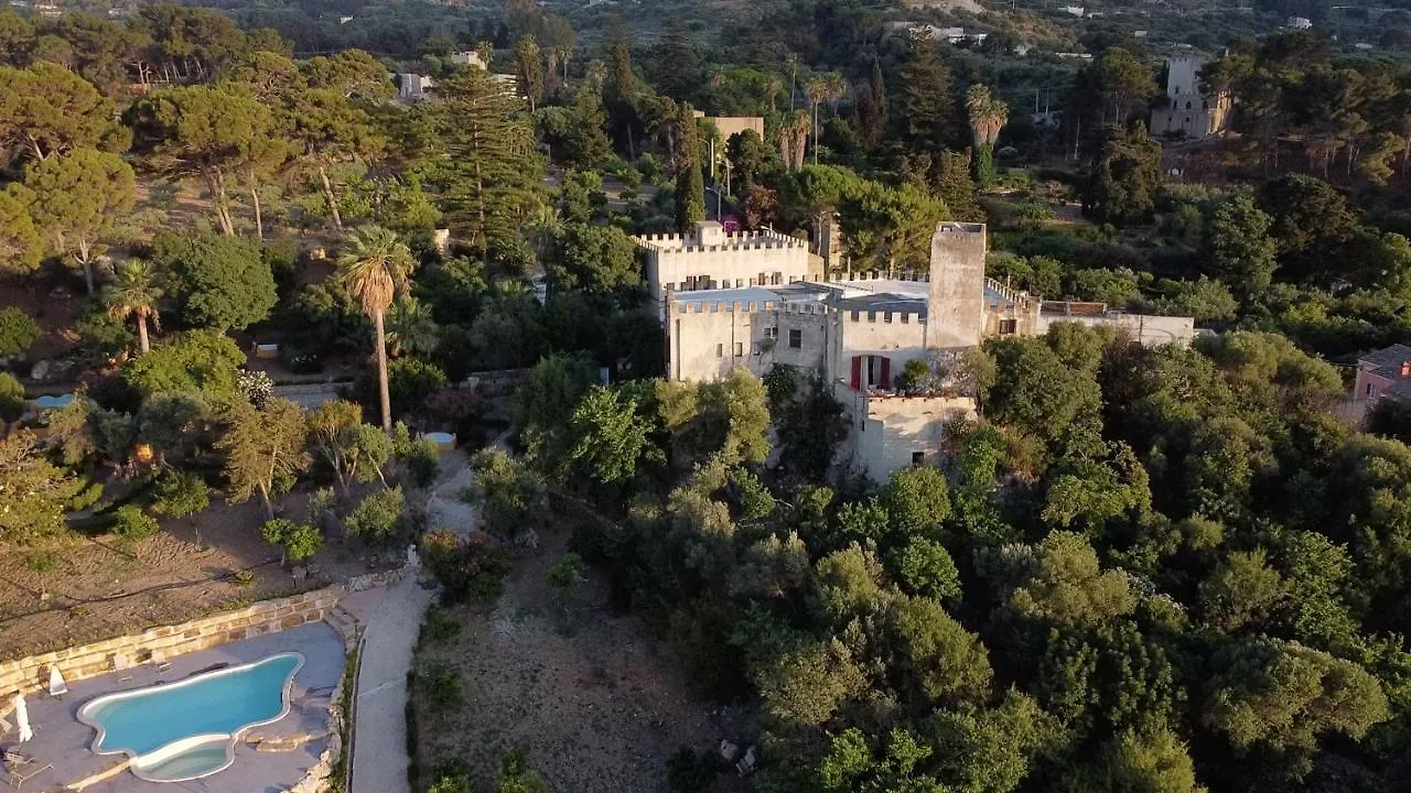 Antica Fortezza Villa Fontana Valderice 0*,