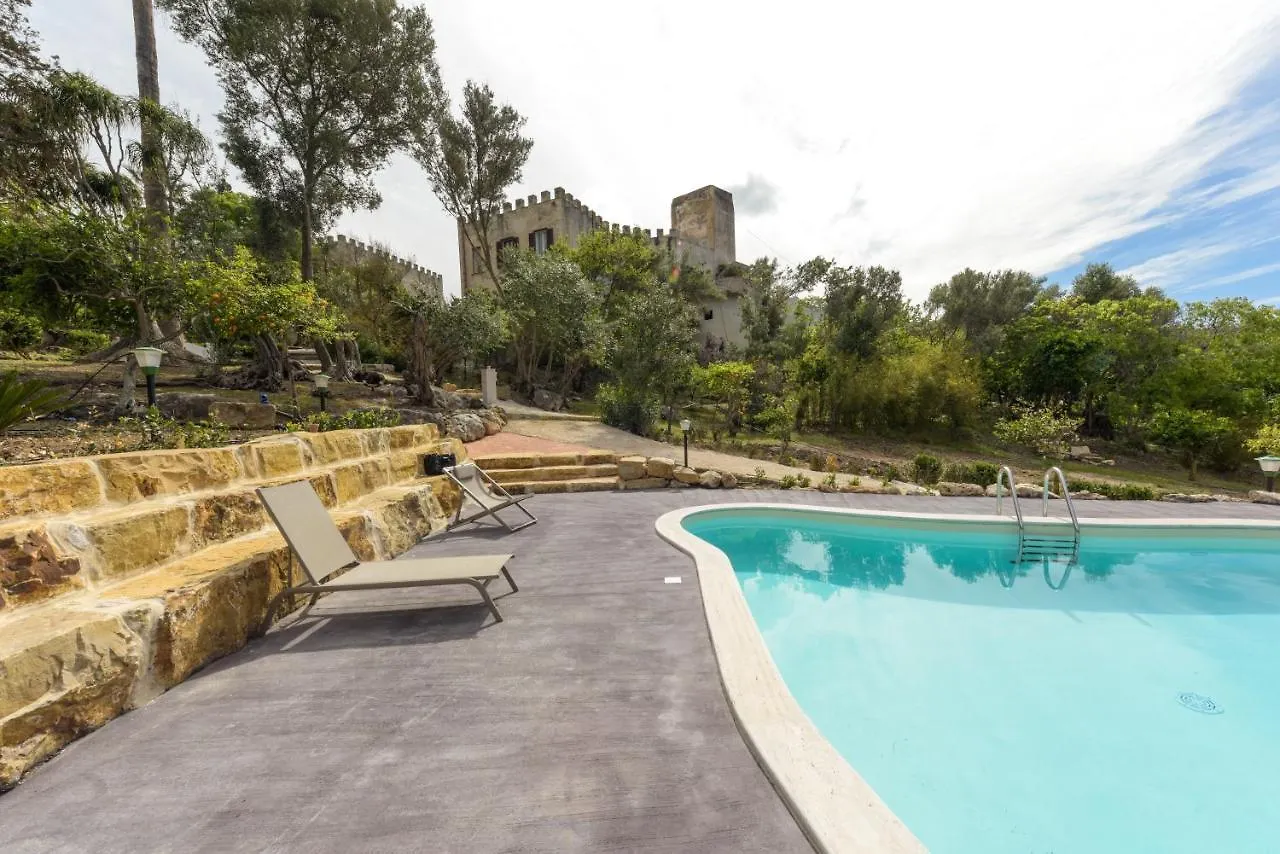 Antica Fortezza Villa Fontana Valderice 0*,  Włochy